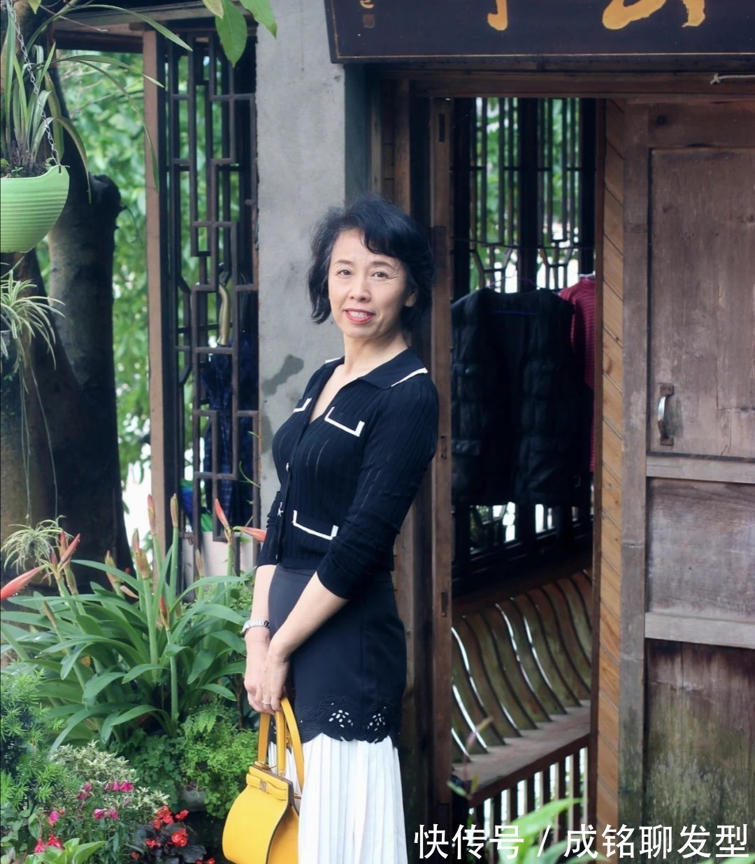 博主|女人的魅力与长相无关!五十岁博主凭借减龄穿搭,穿出精致与优雅
