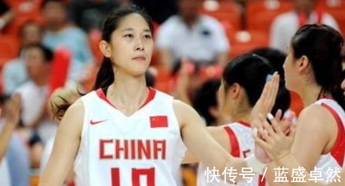 第一美女|还记得女篮第一美女吗退役后年薪令人羡慕,如今42岁气质一绝!