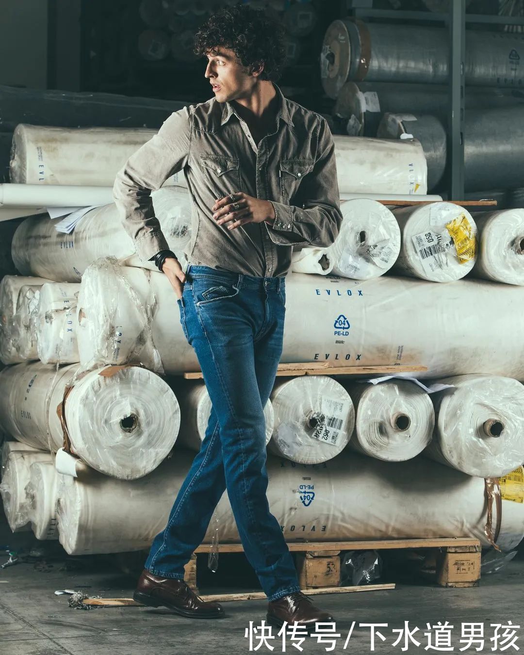 系列|意大利男模圈的黑马，一个季度拍了十几个时装品牌的广告大片