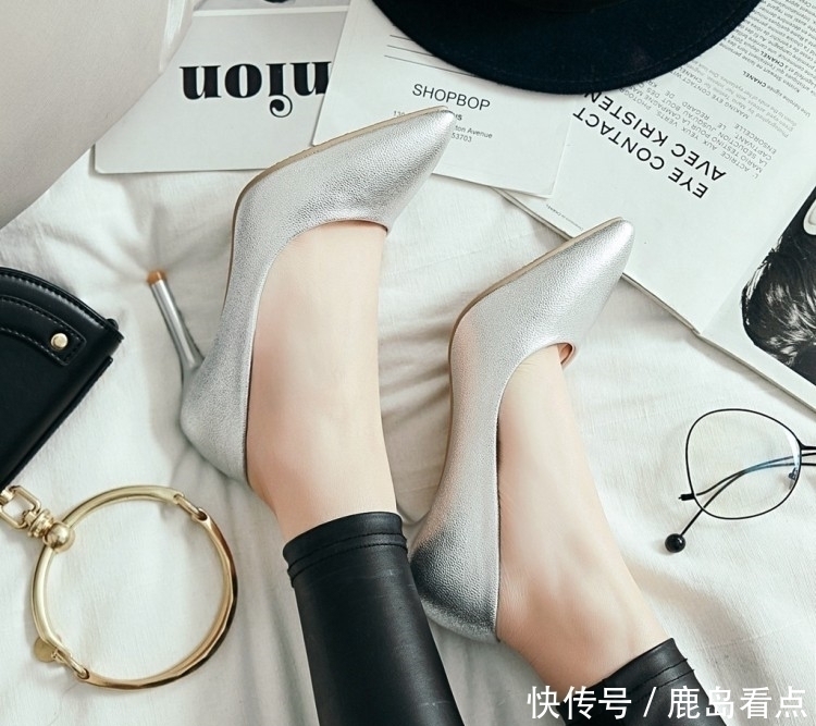 百搭|不是我吹,这种刚上新的高跟鞋,上脚保管让你穿出不一样的气质