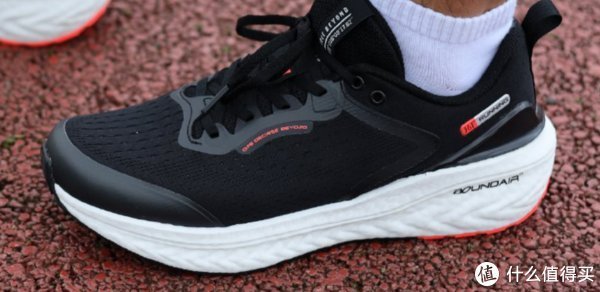远征者 百元售价千元脚感!这3款国产跑鞋揭开了阿迪耐克的“遮羞布”