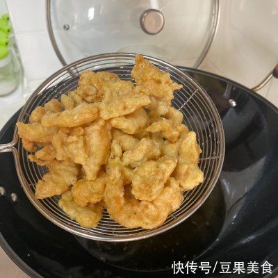 鸡胸肉可以这样做！糖醋鸡柳美得很