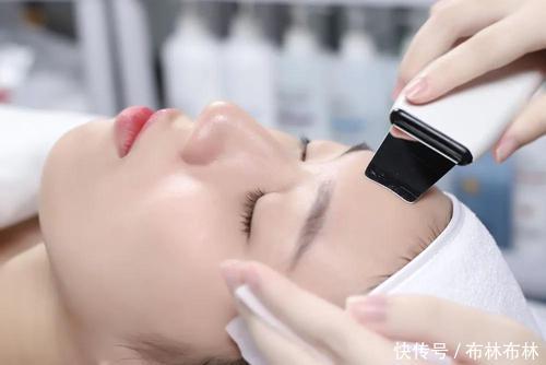 夏季肌肤容易出油缺水，控油靠清洁，补水各不同