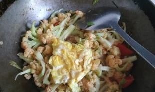 食物|最补钙的食物不是牛奶，其实是它，和西红柿搭配味道好，孩子爱吃