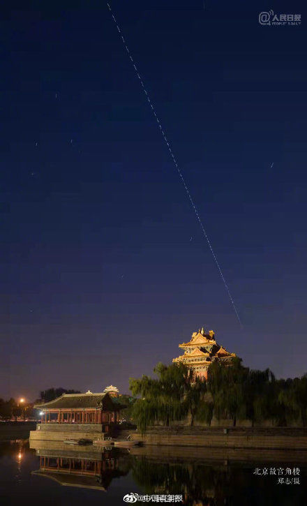 陆家嘴|中国空间站与天安门同框