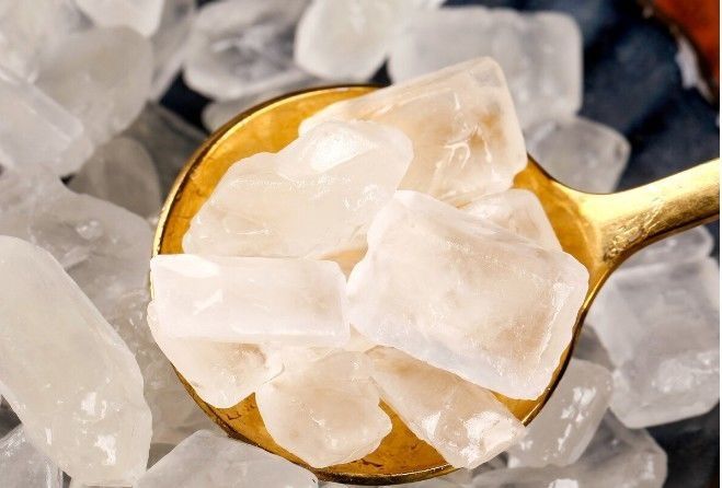 老人三天吃一斤冰糖，102歲還能劈柴，其中到底有何“奧秘”？