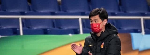 航班|国足包机抵达上海,开始集中隔离!球迷建议:吃住行费用自己出吧
