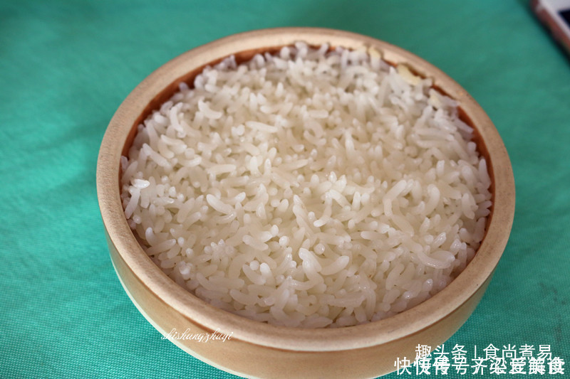 香麦菜|和爸妈去郊区吃农家菜，看见土灶有说不出的亲切感，饭菜也合胃口