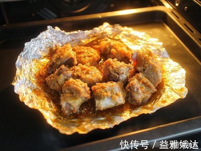 世界杯|排骨这样做，不用一滴油，简单省事还好吃，端上桌根本不够分