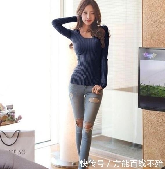 牛仔裤|女神穿搭：甜美百搭的牛仔裤美女，展现自然匀称美！