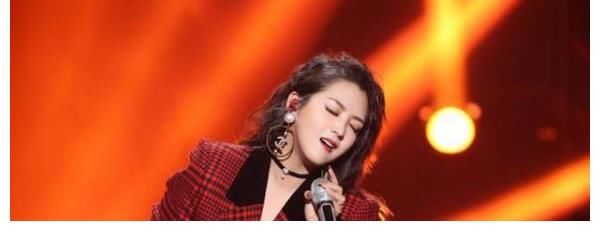 看過來！李宇春and周筆暢，05屆超女才是選秀天花板