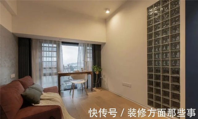 收纳|114m2简约温馨三居,白色+克莱因蓝的搭配,明净又高级!