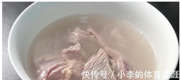 黄花菜|孩子容易烦躁爱发脾气,多炖这道汤给他喝,清心除烦,清润好喝