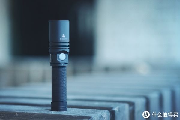 光剑在手,黑暗你走——纳丽德L10MAX白激光手电