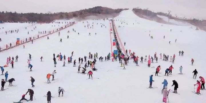 滑雪|滑雪、温泉、摩托车……这个冬天来青岛这么玩