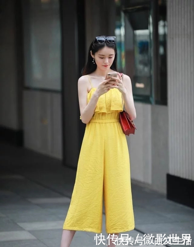 裤子|极具设计感的阔腿裤，满足了美女们对裤子出彩的要求