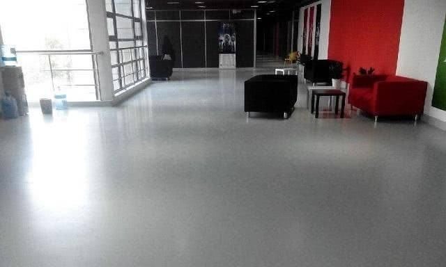 自流平地面|为什么越来越多人装自流平地面?老行家说出内情,后悔入住才察觉