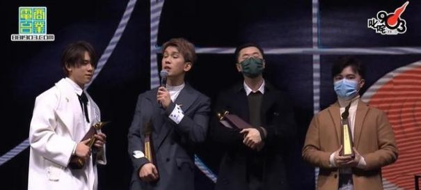 香港最新收视:TVB凭颁奖礼逼近30点,ViuTV靠播《叱咤》首破10点