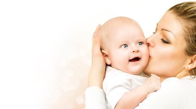 宝宝|宝宝睡觉出现这几种“姿势”,家长警惕了宝宝脾胃亮了警示灯