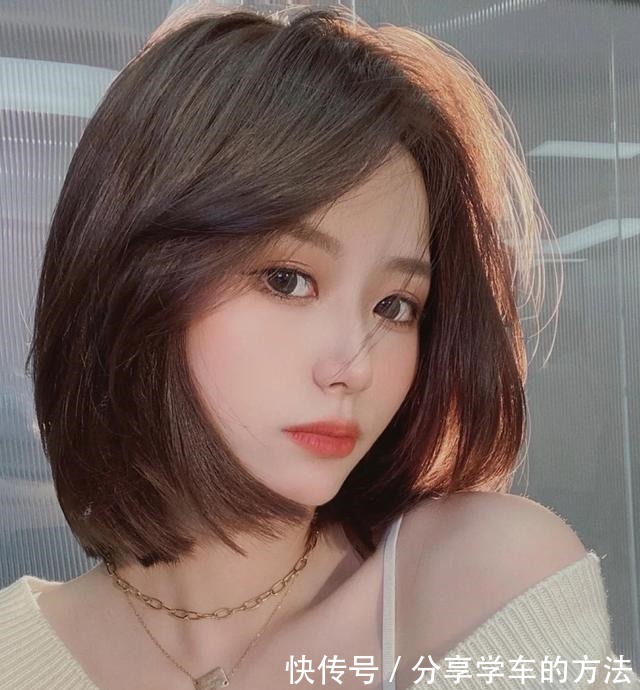 女生 有种颜值叫女生“换发型”,今年流行这几款发型,美得惊艳又高级!