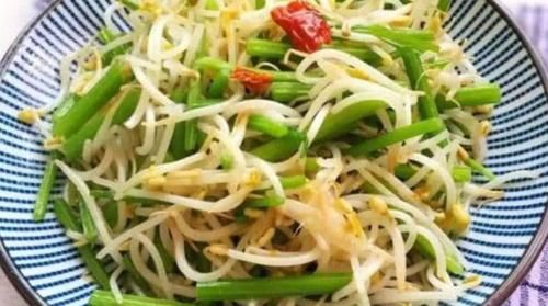 芹菜炒豆芽|對人體好的食物，男女堅持吃，排出毒素，燃燒脂肪，越吃越瘦