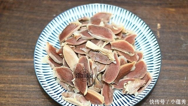 大热天, 最受欢迎的菜就是它了, 不油不腻, 下酒又下饭, 越吃越香