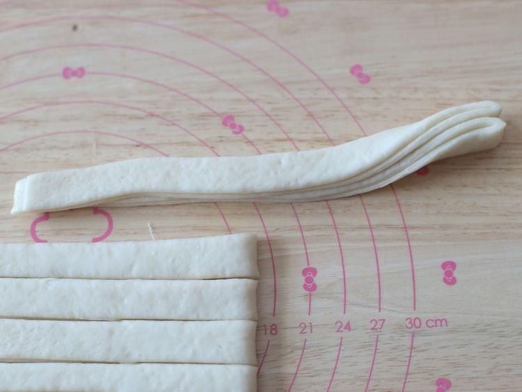 花卷不要总是蒸着吃，用平底锅做的花卷，酥脆好吃