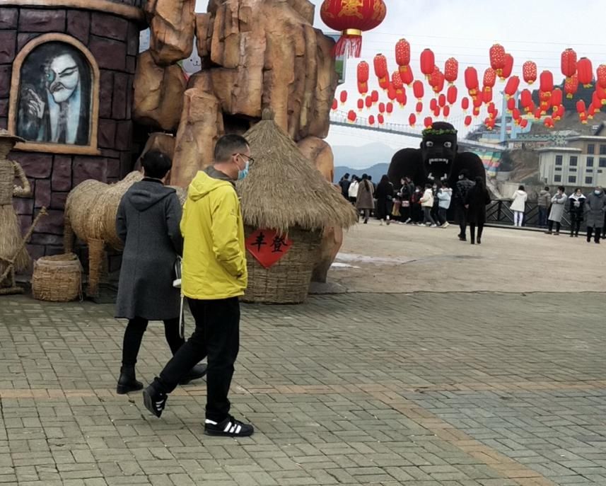 中年|春节假期钟山区旅游市场供需两旺