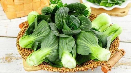 饮食|中老年人要注意饮食，建议3种伤肝胃食物要少吃，不妨了解一下