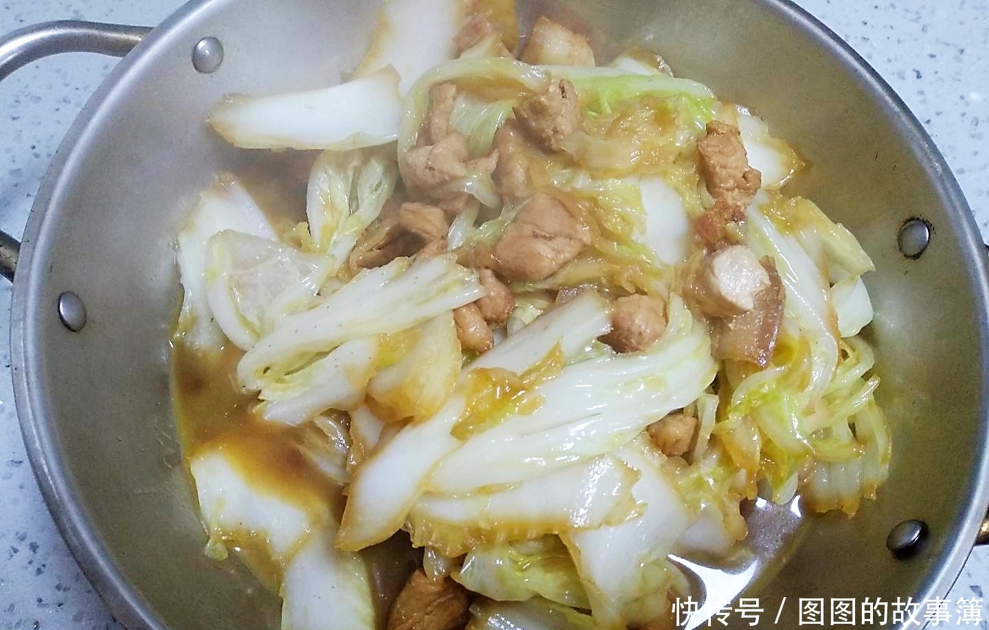 大白菜还是这样炒入味，就这样试试吧！