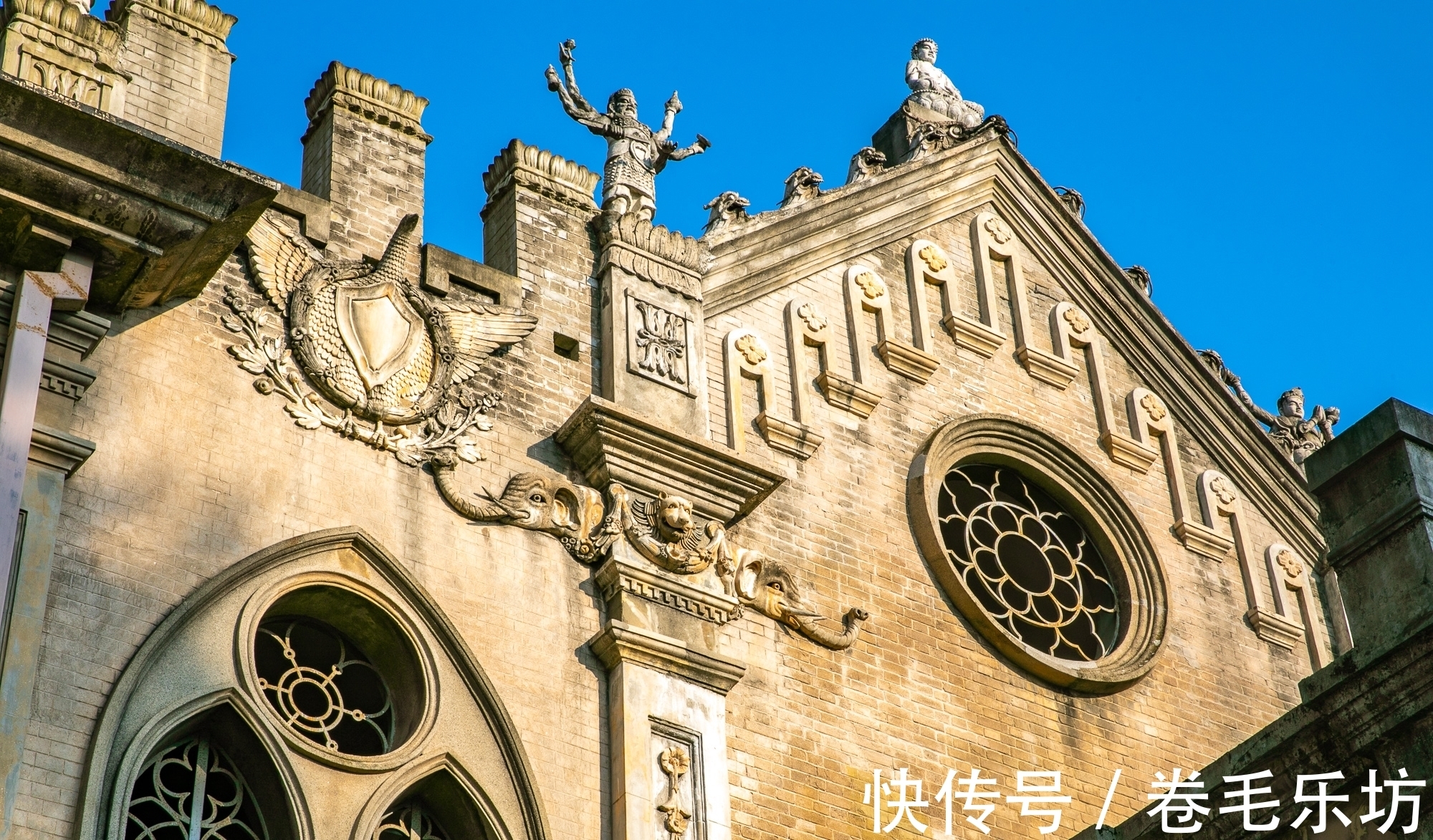 古德寺|武汉古德寺：中国佛寺建筑中的一朵奇葩，可以假装出国的旅拍景点