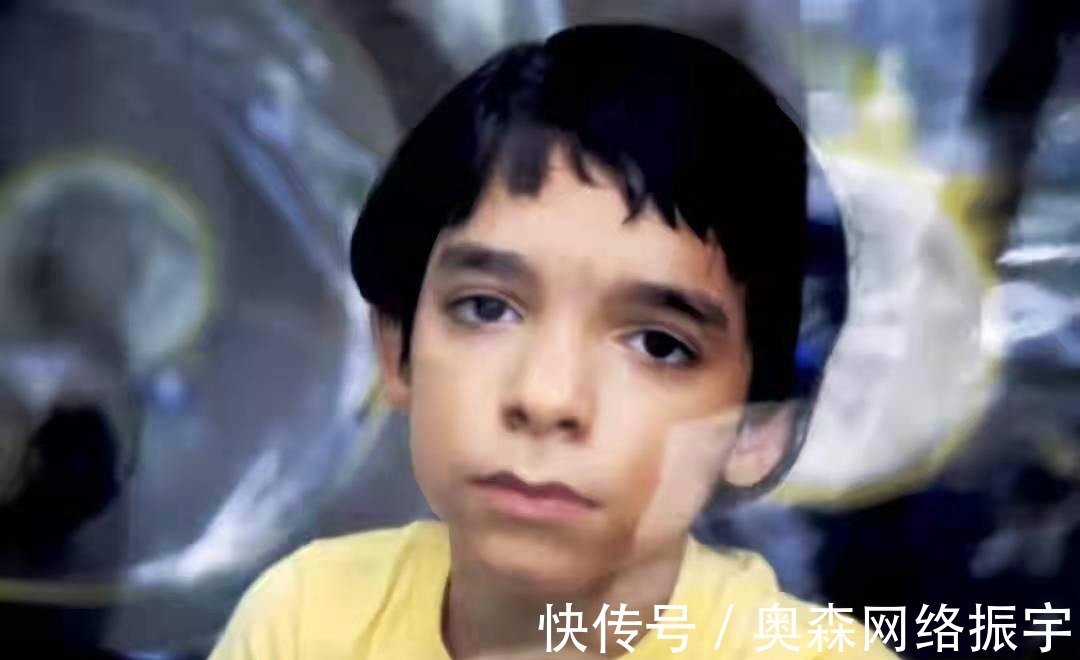 死亡|12岁才走出隔离罩的“泡泡男孩”，在死亡前第一次和妈妈拥抱