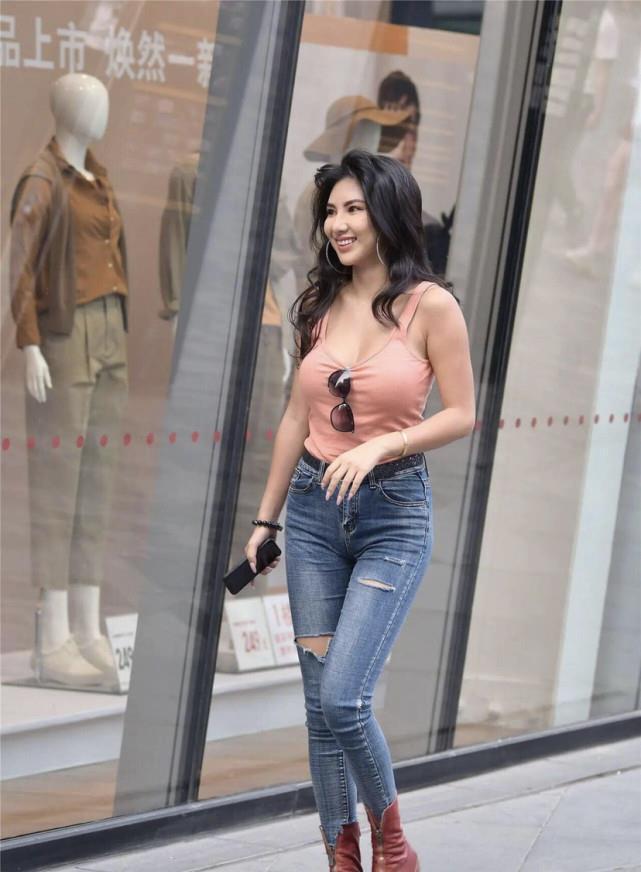 带货女王|夏季穿“马丁靴”?多半是有备而来,在视觉上时髦百搭又显高!