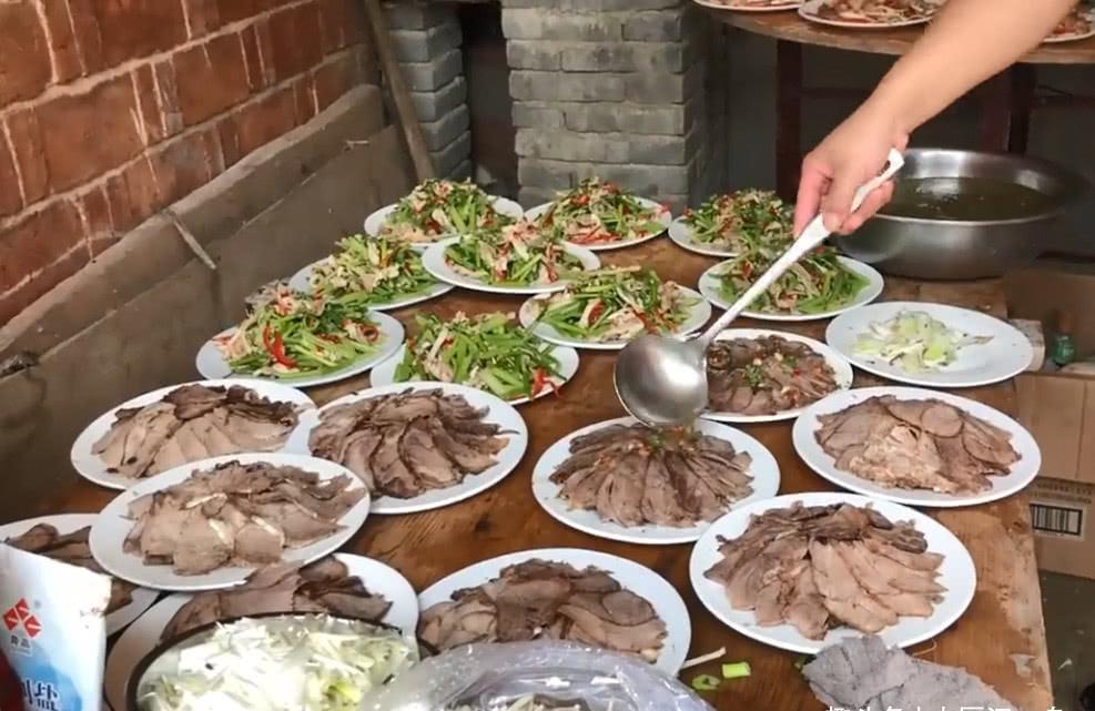 河南农村大席上有道送客菜,吃完它就该散席了,你知道是啥菜吗?