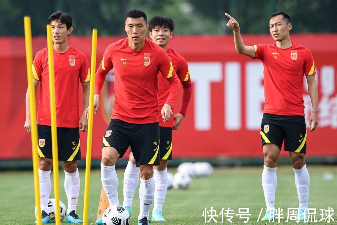李铁|李铁决战日本,3张王牌或首次亮剑12强赛,于大宝张稀哲难进首发