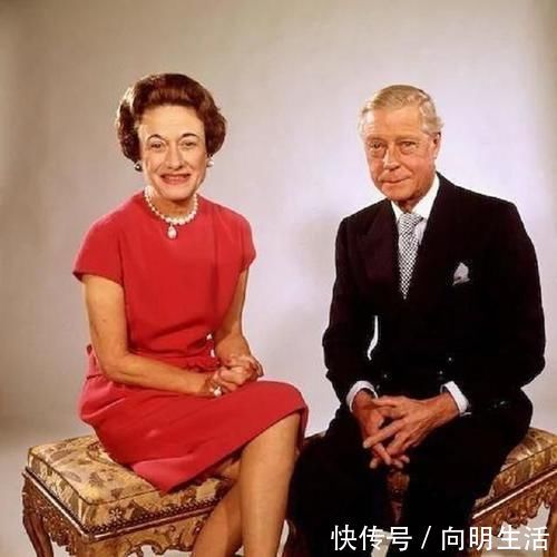 温莎$辛普森夫人的珠宝欣赏，这条珍珠项链，形状几乎完美，光泽亮丽