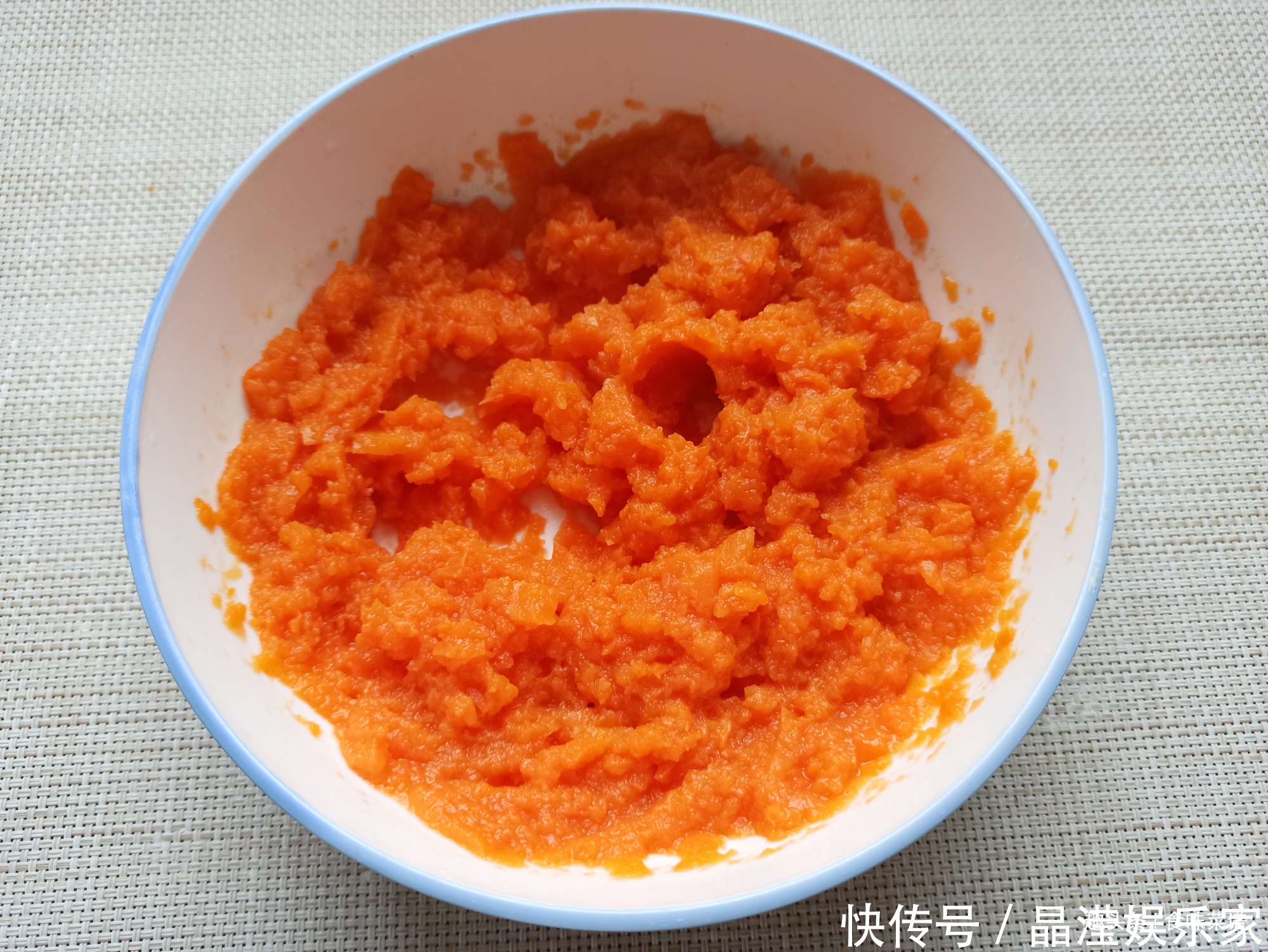 香甜|胡萝卜蒸一蒸,软糯香甜有嚼劲,增强免疫力少生病,孩子抢着要吃