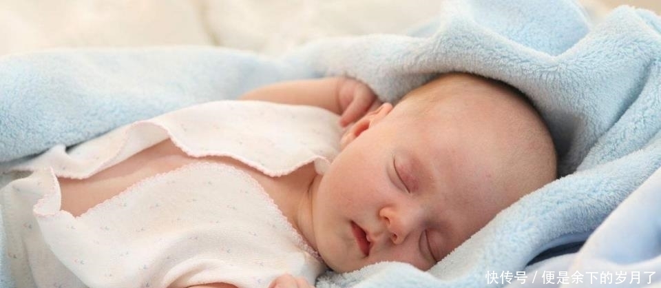 孩子|这几种宝宝发育迟缓的表现,父母要及时发现,别把孩子耽误了