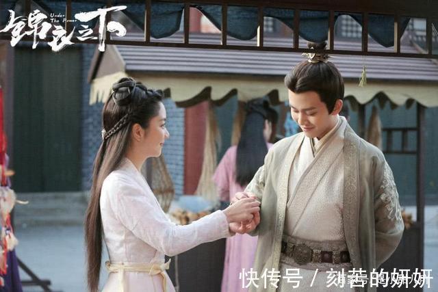 今夏因为陆绎擅作主张而生气,他要如何哄她呢,来看看陆绎的套路