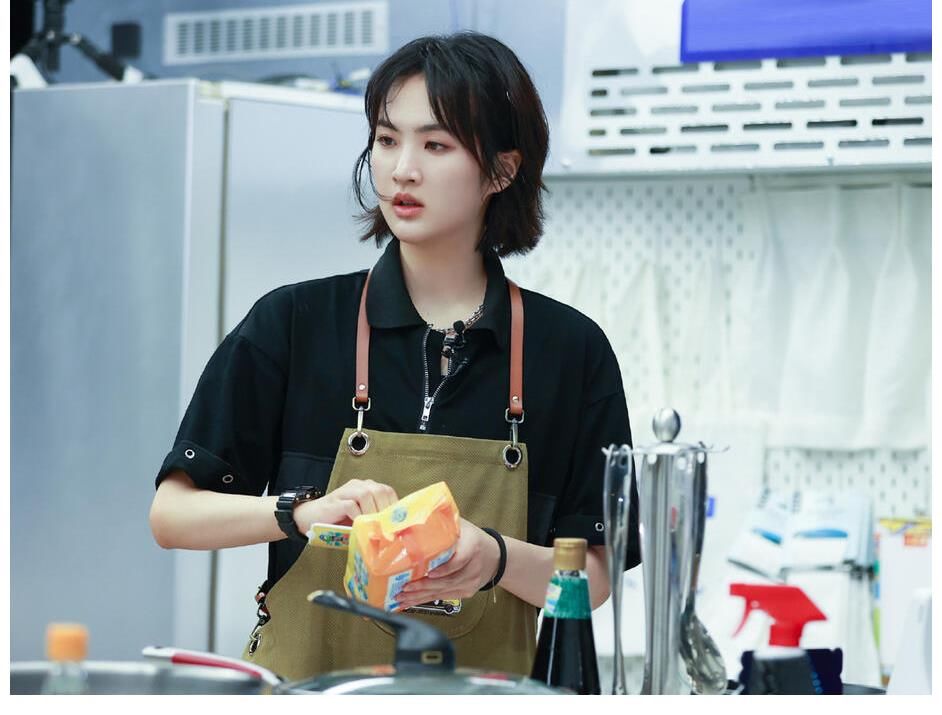 丁真|《中餐厅5》被指尴尬?罗大厨竟是最有综艺感的嘉宾!