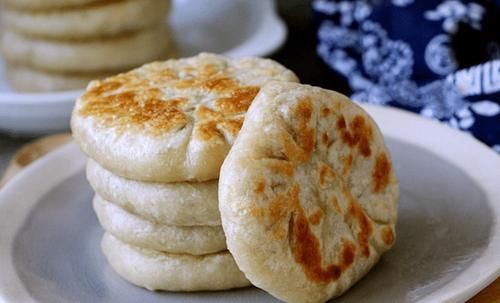 冬天,全家迷上这面食,隔三差五吃一回,皮薄馅多,比包子还好吃
