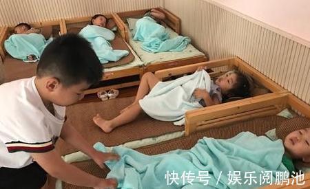 家长|哥哥喜欢亲近妹妹,妹妹却总是大哭,宝妈掀开襁褓后失声痛哭