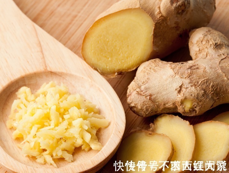 活血通络|10个人9个腰痛,生姜加此物一起配,活血通络,腰不痛手不麻!