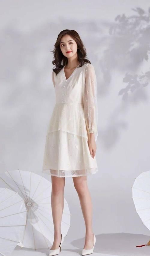 草长莺飞的季节必备穿搭