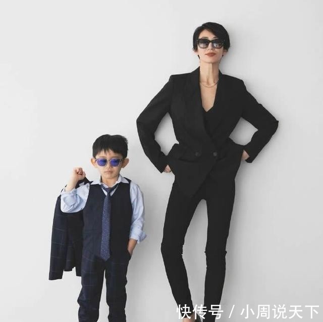 穿搭 凭着一头“短发”,中年的她美得高级!3大穿搭要点,学会你也行!