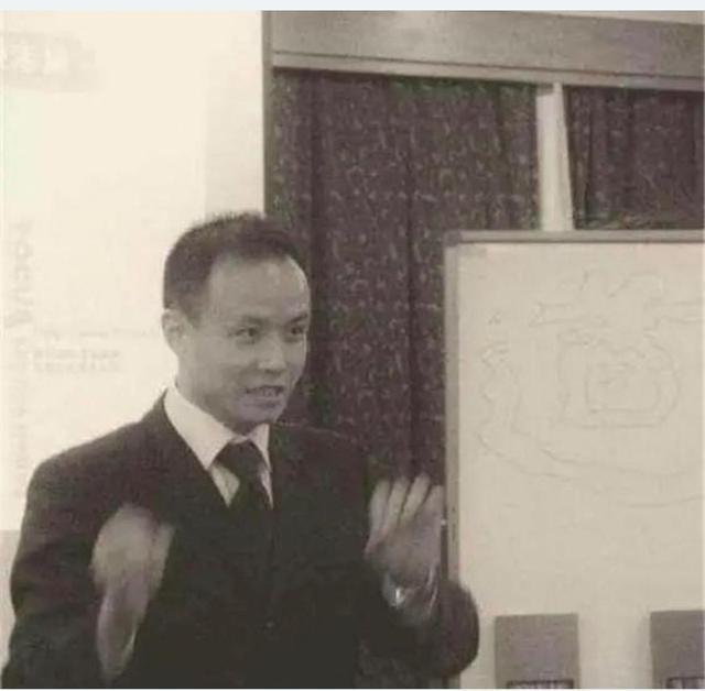 樂嘉為何突然“消失”?看看他做的這些事,就都知道了