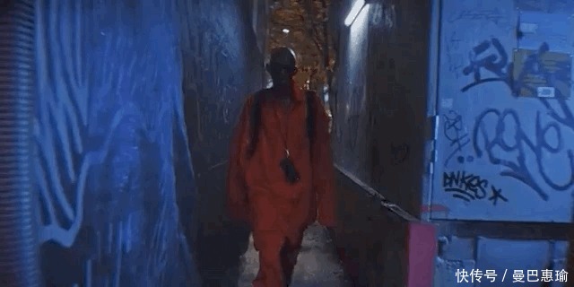 巴黎|Balenciaga 2021春夏|巴黎街头帅气的夜行者