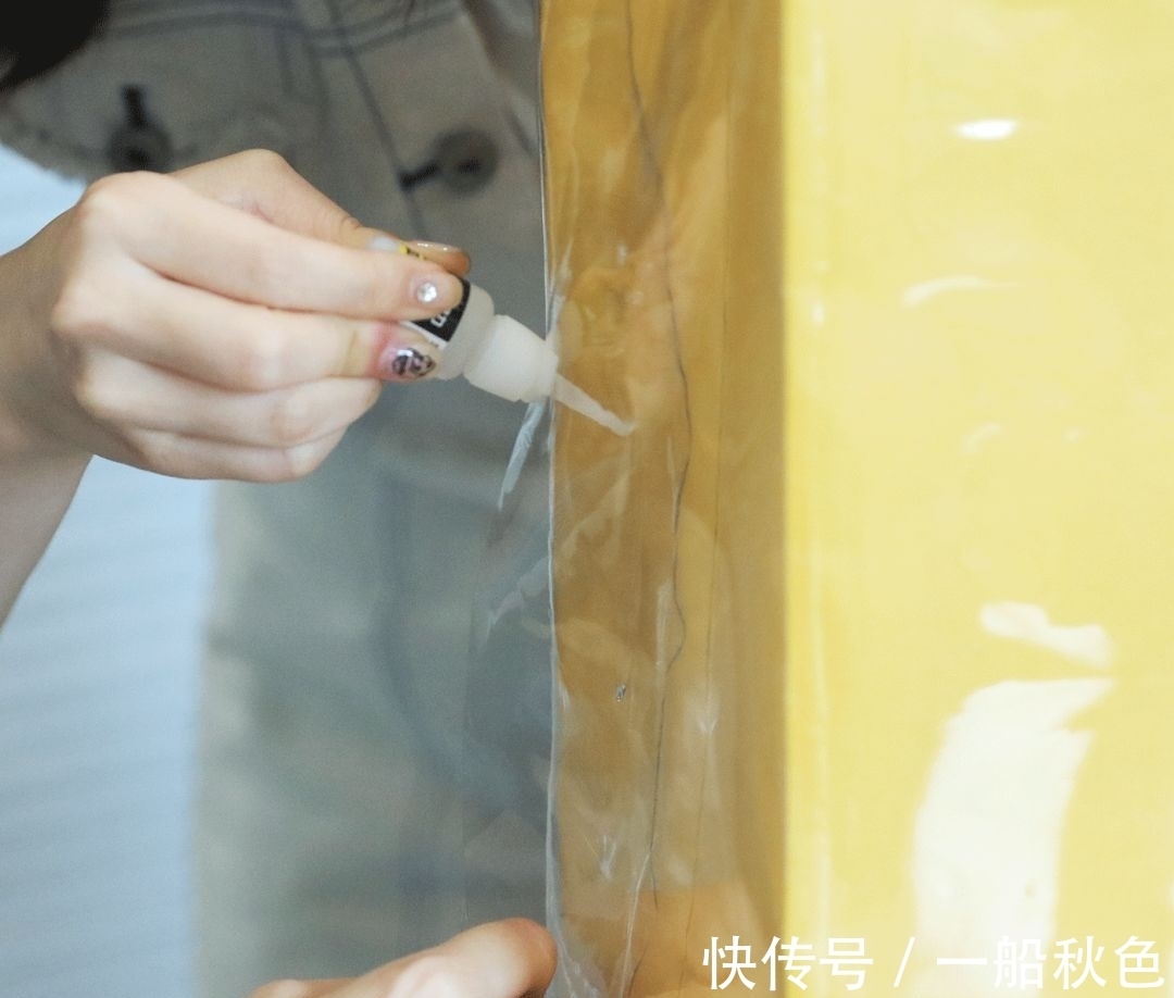 教学 手把手教学｜闲置的购物纸袋和防尘袋也能变成时髦包包