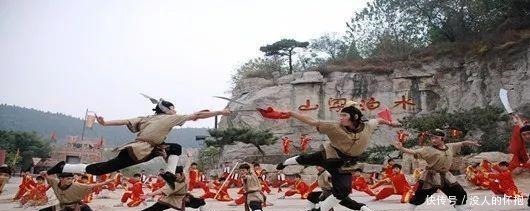 排名|梁山好汉排名二十六的混江龙李俊,默默无闻,却是结局最好的一位!