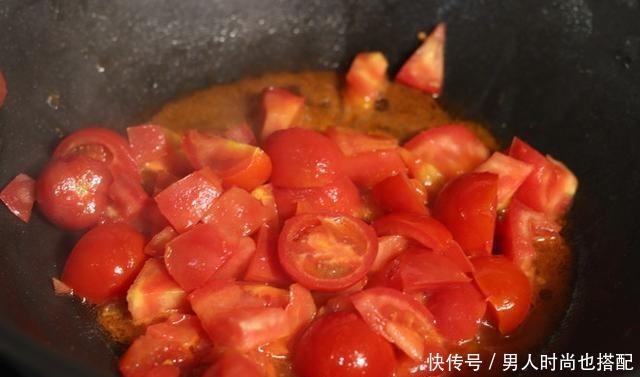 秋天这菜很常见,5元一斤,比牛奶还补钙,儿子16岁长到1米8